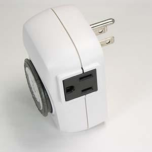 Mechanical Timer 24 Hour with Single 3-Prong Outlet