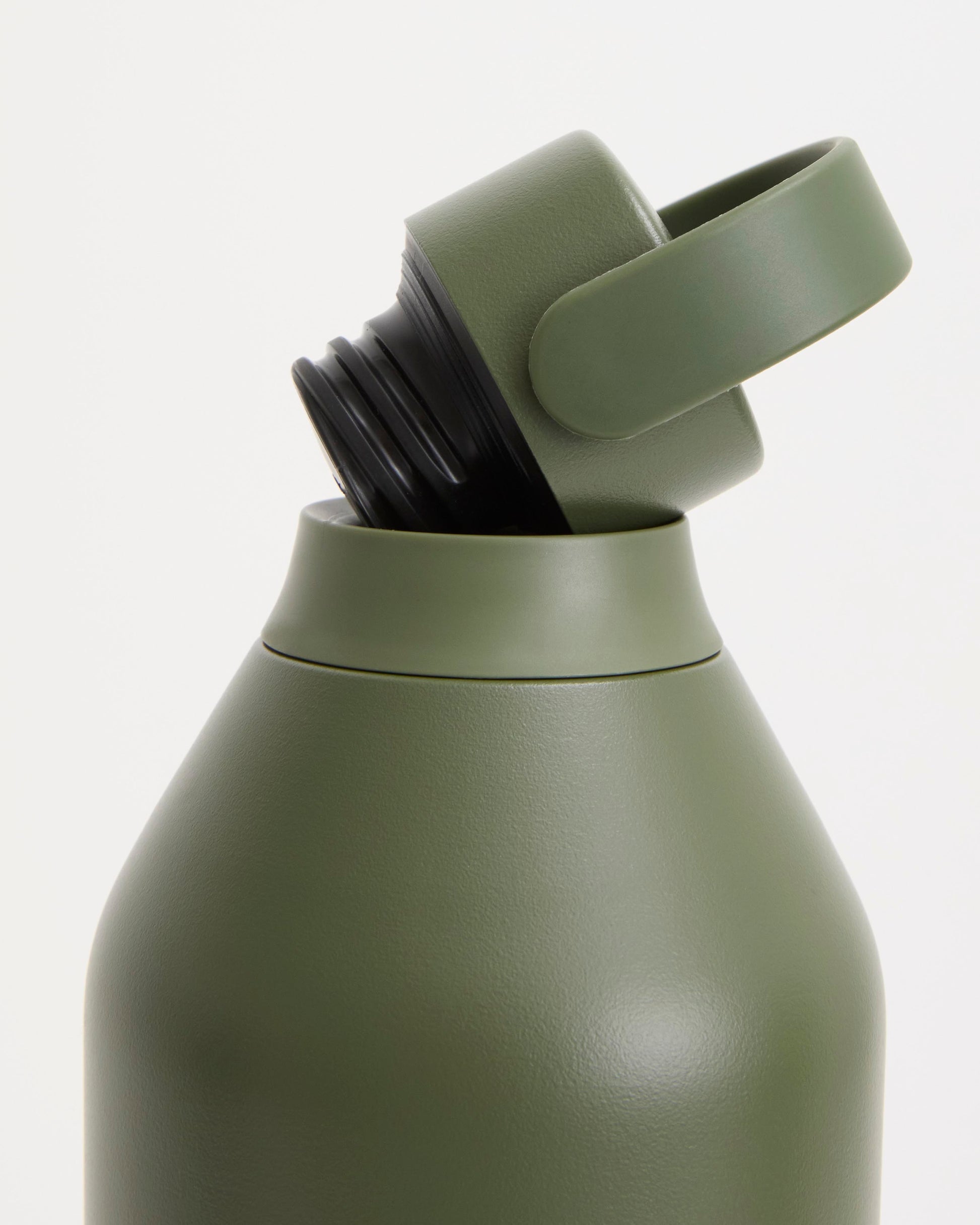 Cargo Green Water Bottle