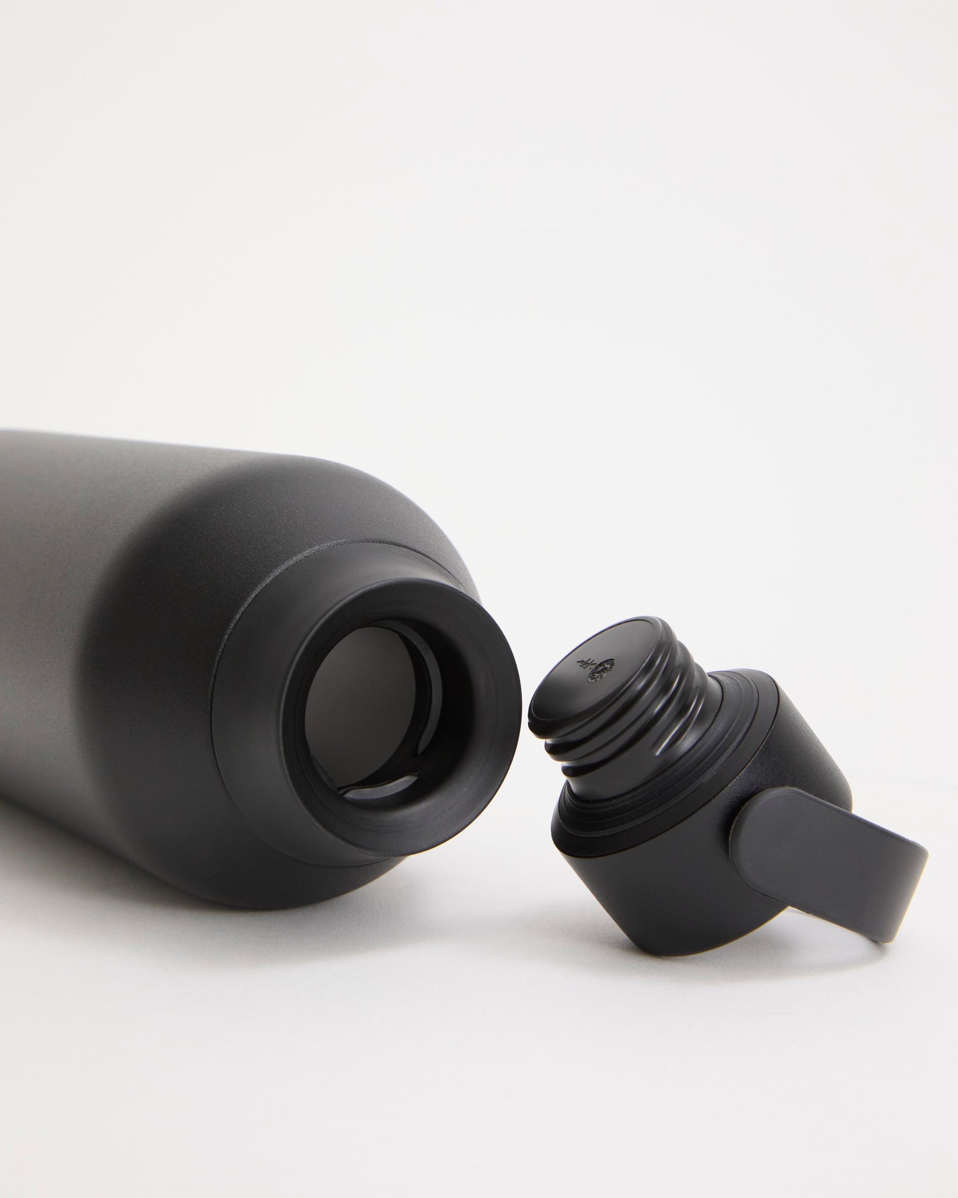 Onyx Black Water Bottle