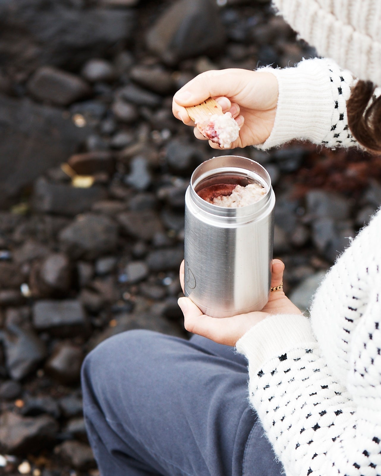 Mono Black Food Pot